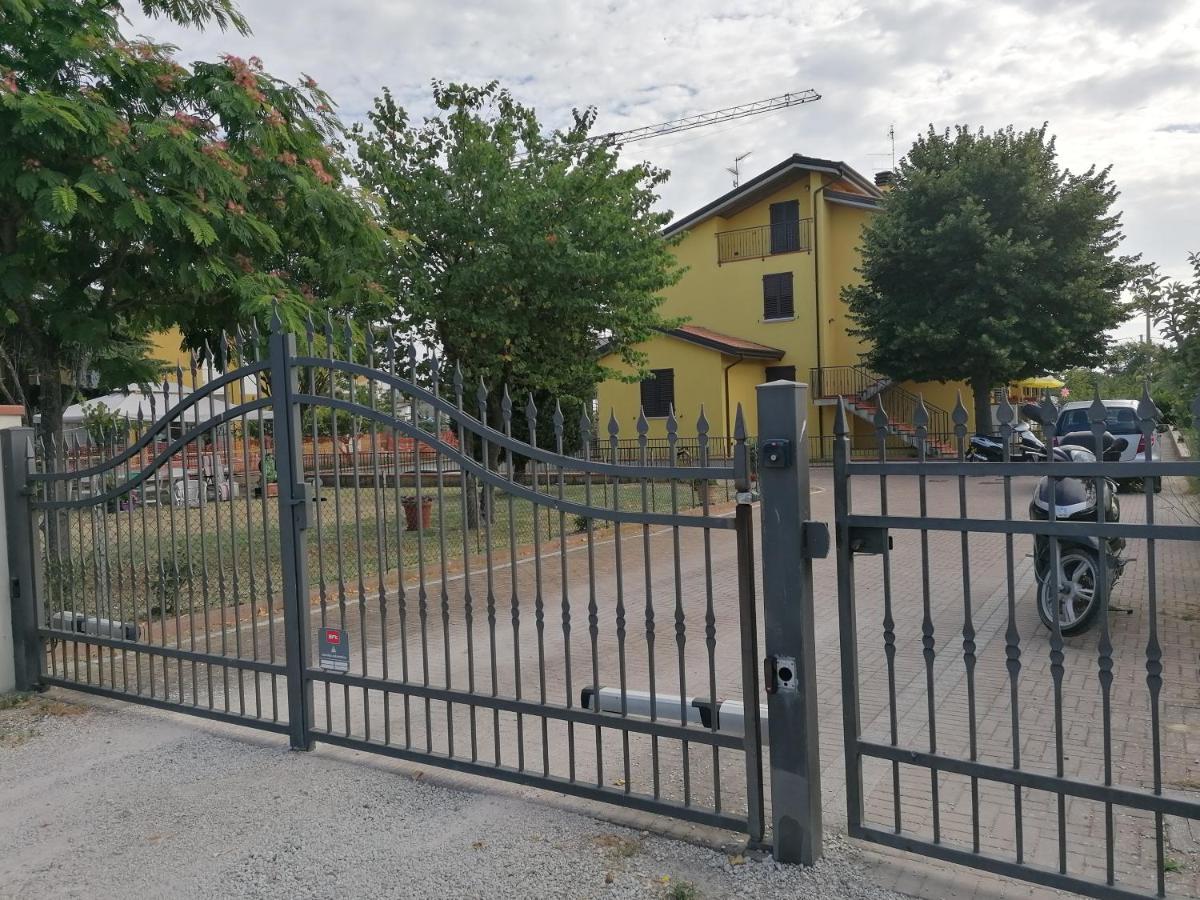 Апартаменти La Birichina Сантарканджело-ді-Романья Екстер'єр фото